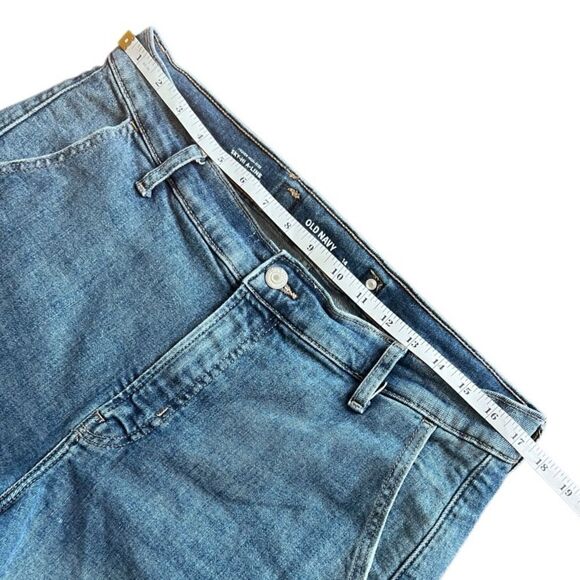 Old Navy high rise A-Line Cut off style Jean shorts Size 14 - Picture 12 of 14